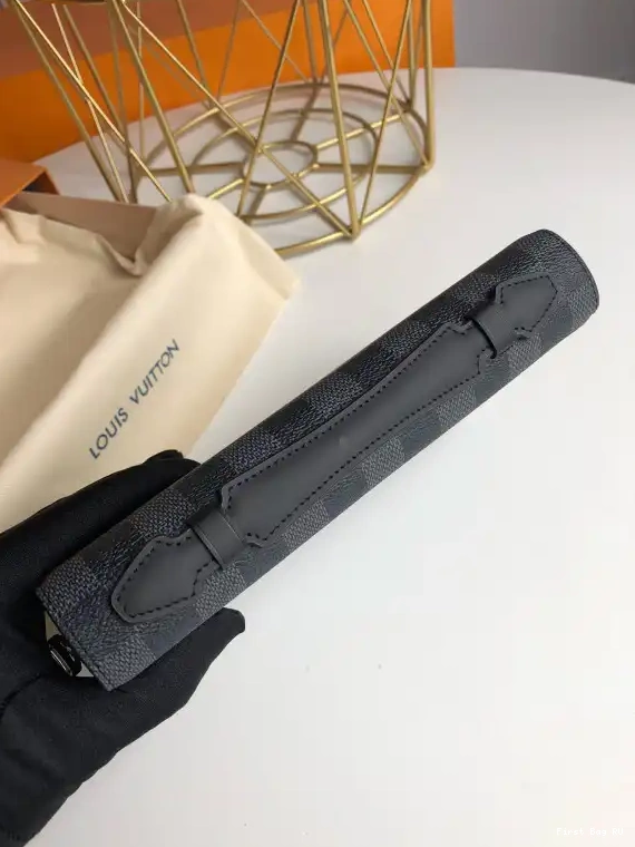 First bags ru WALLET XL Vuitton Louis ZIPPY 0525